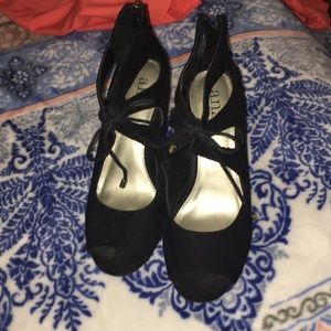 Velvet open toe and bow heels